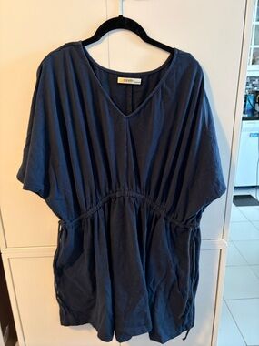 Navy V-Neck Short Sleeve Tunic T33